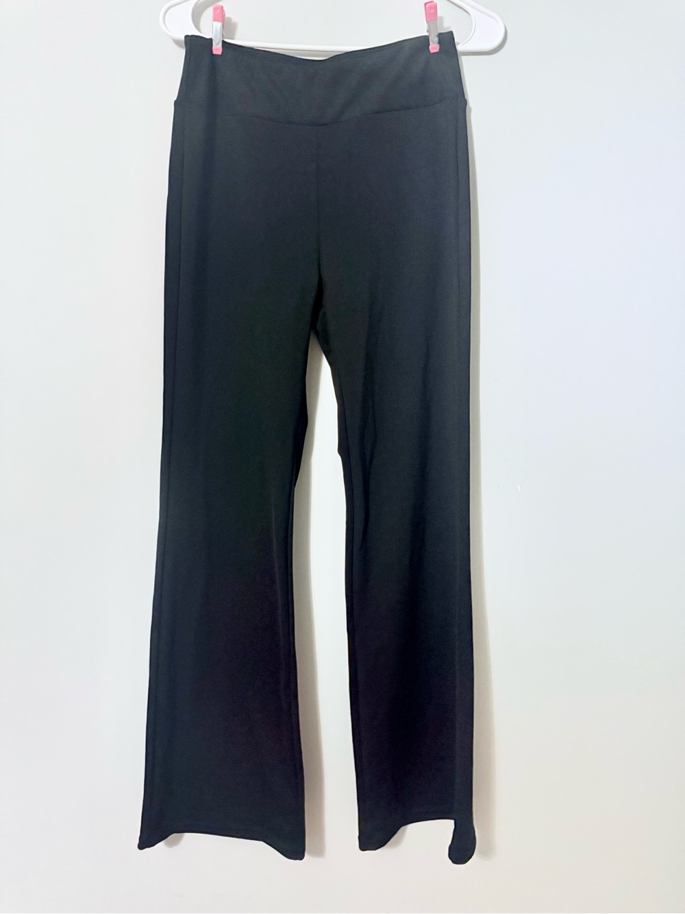 Black Women's Flare-Leg stretchy Pants
